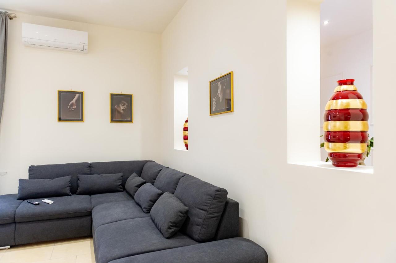 Internotre Luxury Apartment Bari Exterior foto